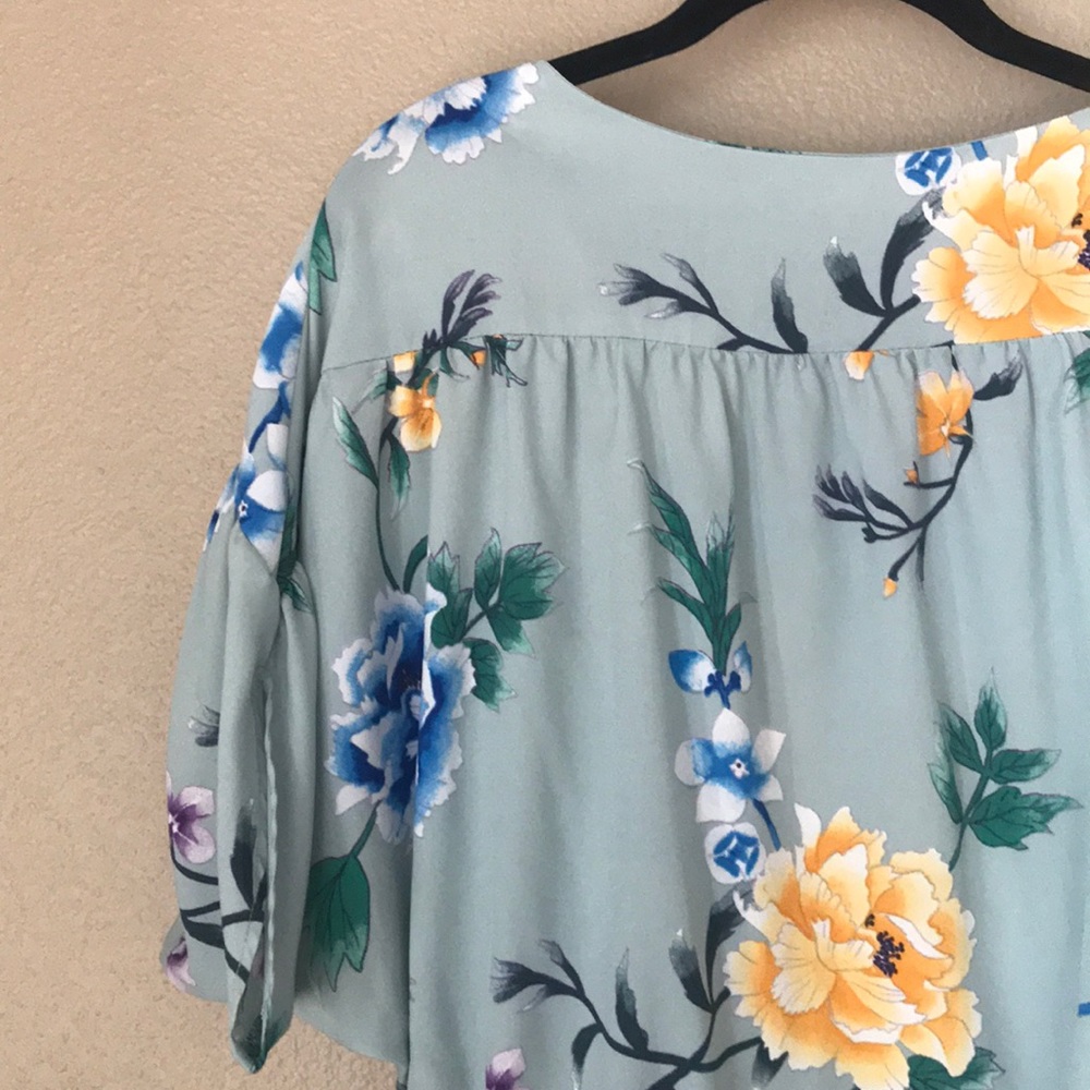 MANGO FLORAL BLOUSE